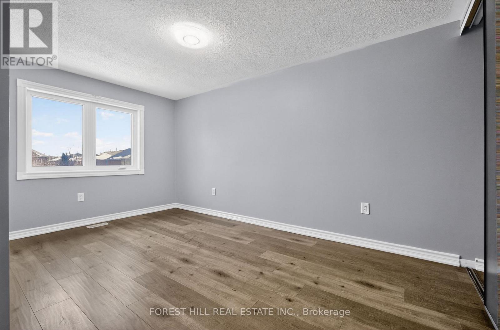 Main/2nd Floor - 28 Matterdale Avenue, Brampton, Ontario  L6Y 4J6 - Photo 7 - W12810602