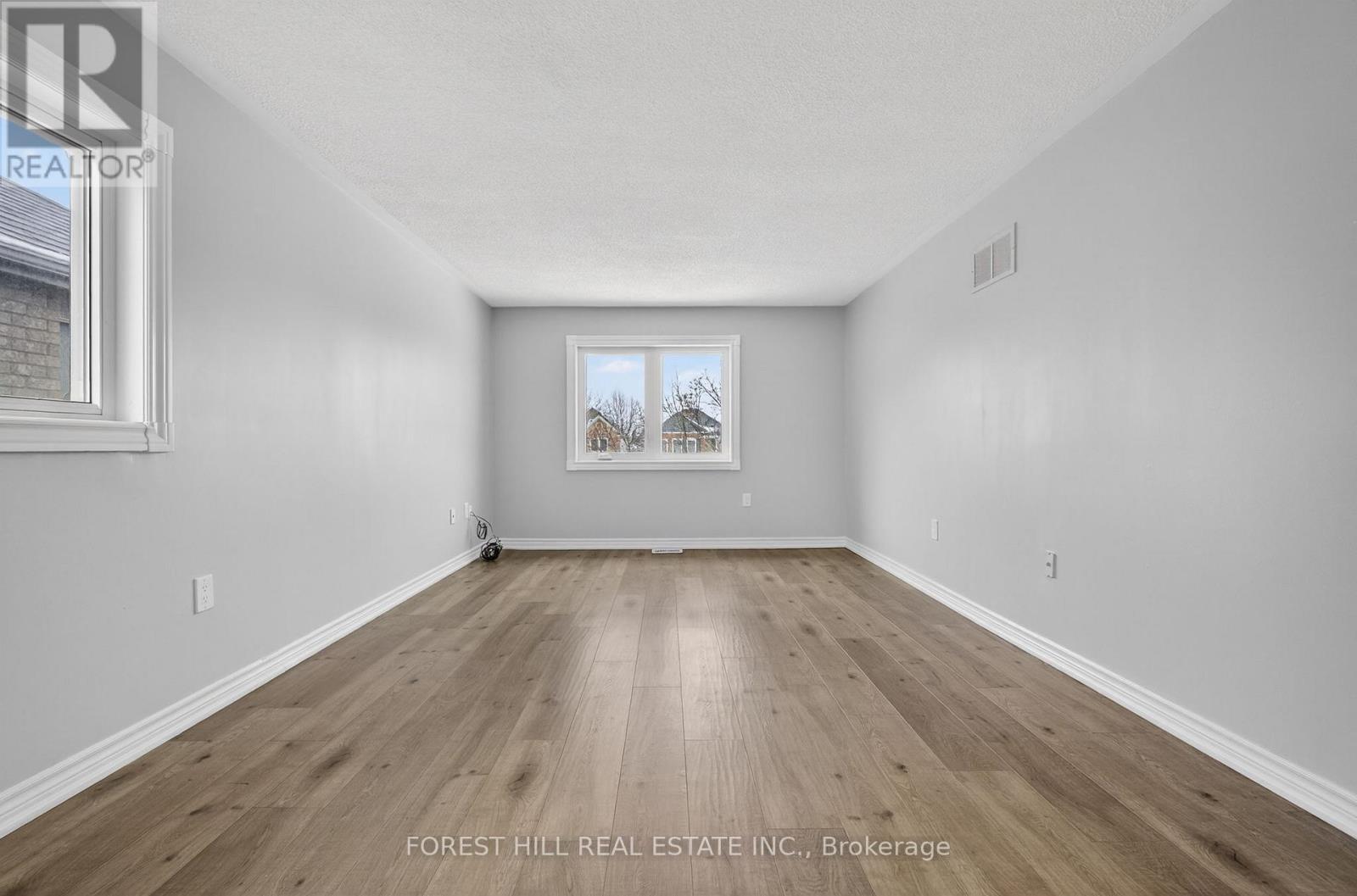 Main/2nd Floor - 28 Matterdale Avenue, Brampton, Ontario  L6Y 4J6 - Photo 8 - W12810602