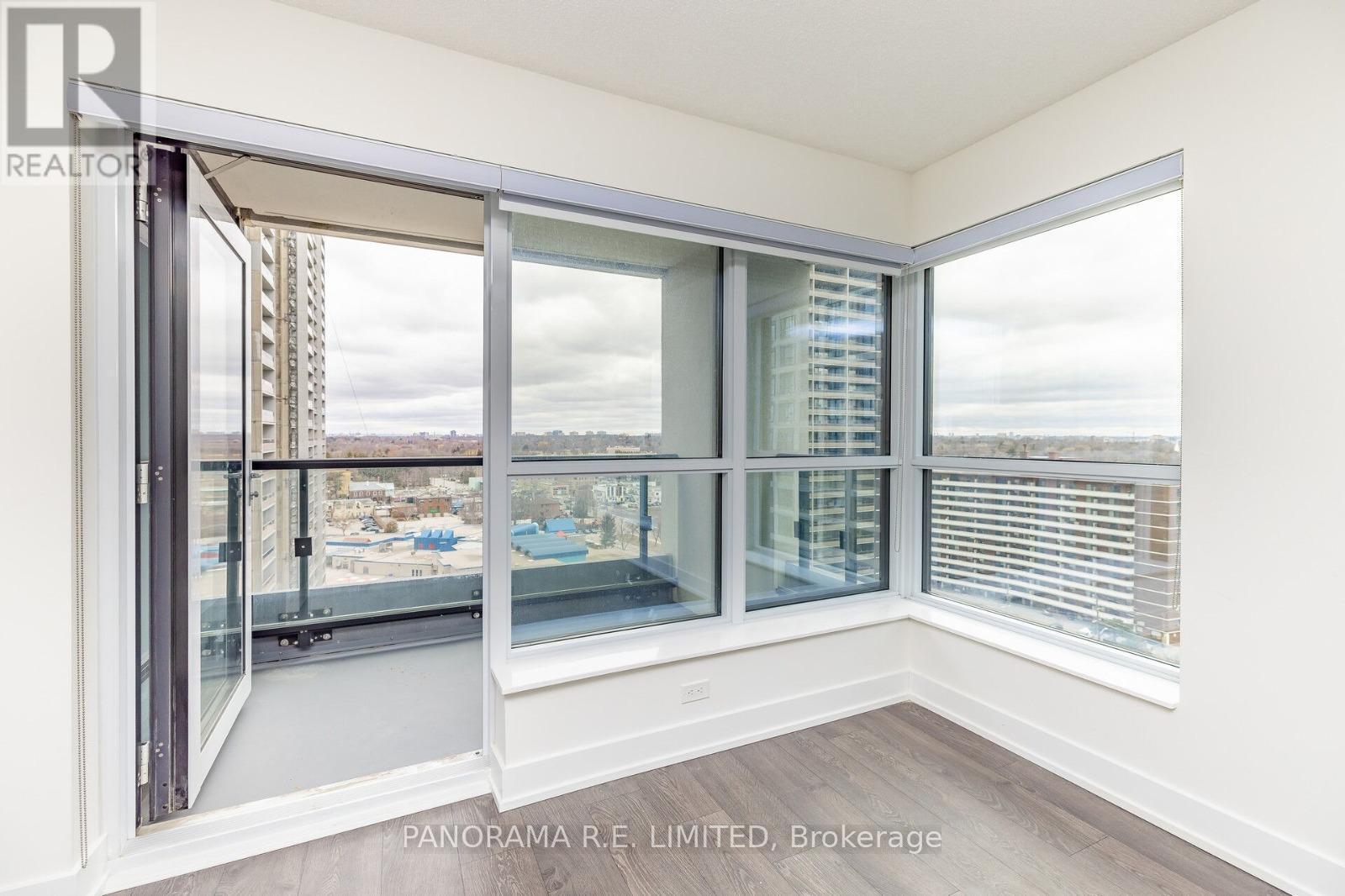 1518 - 9 Mabelle Avenue, Toronto (Islington-City Centre West), Ontario  M9A 0E1 - Photo 3 - W12812370