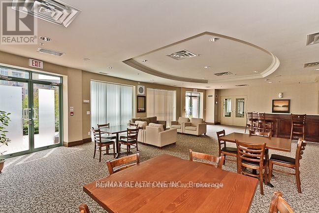 1605 - 15 Michael Power Place, Toronto, Ontario  M9A 5G4 - Photo 9 - W12812378