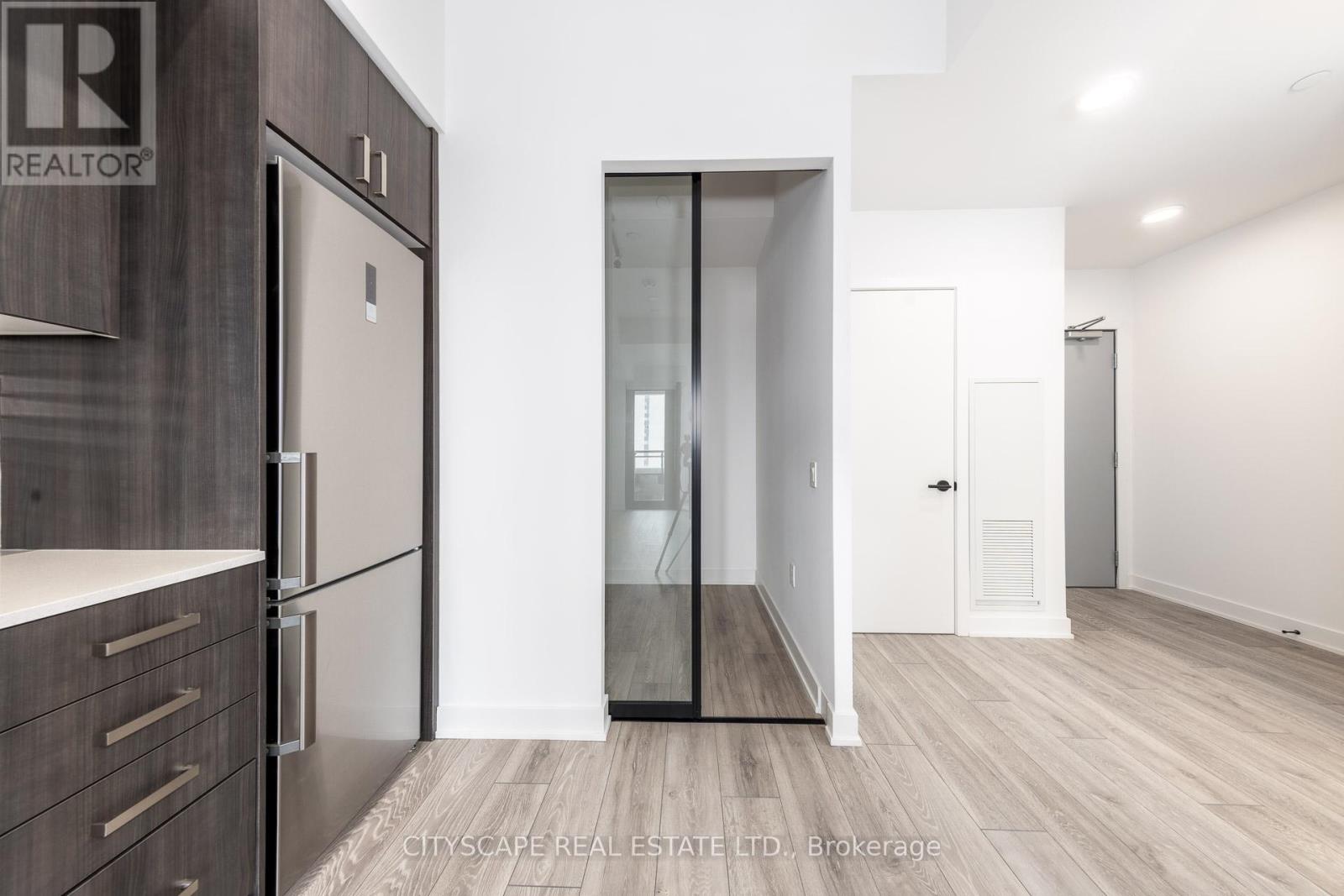 605 - 758 Dovercourt Road W, Toronto, Ontario  M6H 1L8 - Photo 13 - W12812392