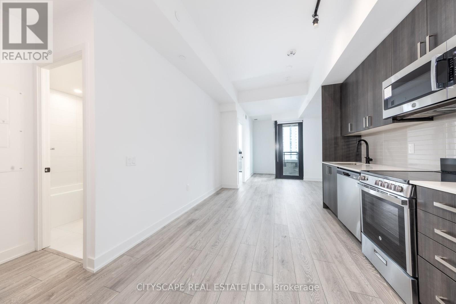 605 - 758 Dovercourt Road W, Toronto, Ontario  M6H 1L8 - Photo 16 - W12812392