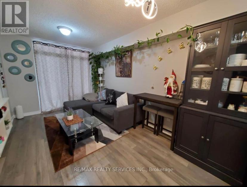 319 - 812 Lansdowne Avenue, Toronto, Ontario  M6H 4K5 - Photo 12 - W12812402