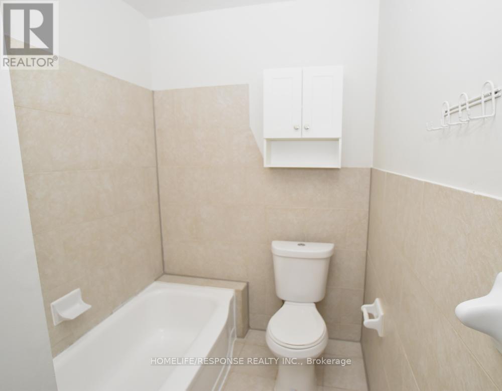 #3 - 3430 Lake Shore Boulevard W, Toronto, Ontario M8W 3N3 - Photo 11 - W12812416