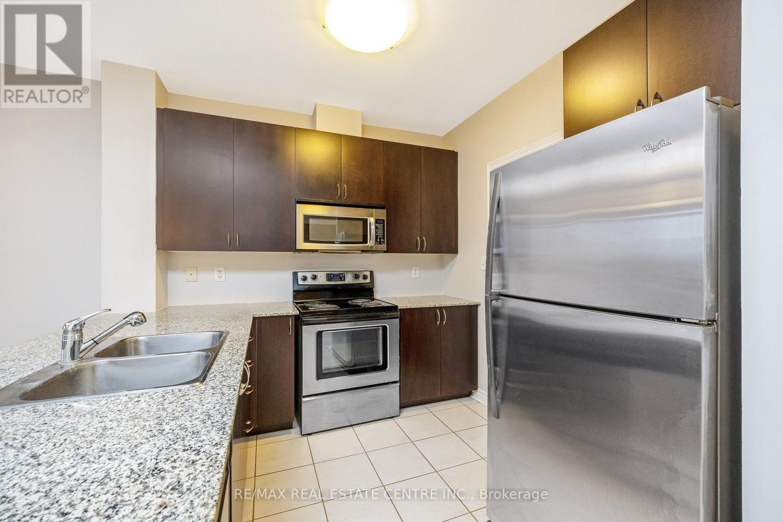 216 - 383 Main Street E, Milton, Ontario  L9T 8K8 - Photo 14 - W12812428