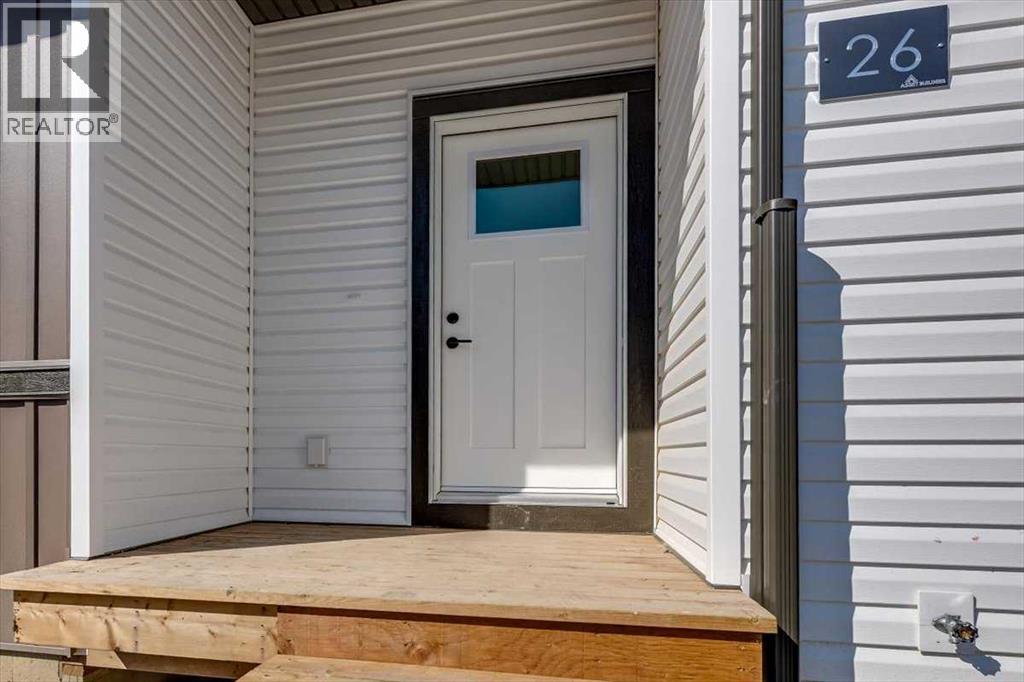 26 Inglis Crescent, Sylvan Lake, Alberta  T4S 0V3 - Photo 3 - A2197025