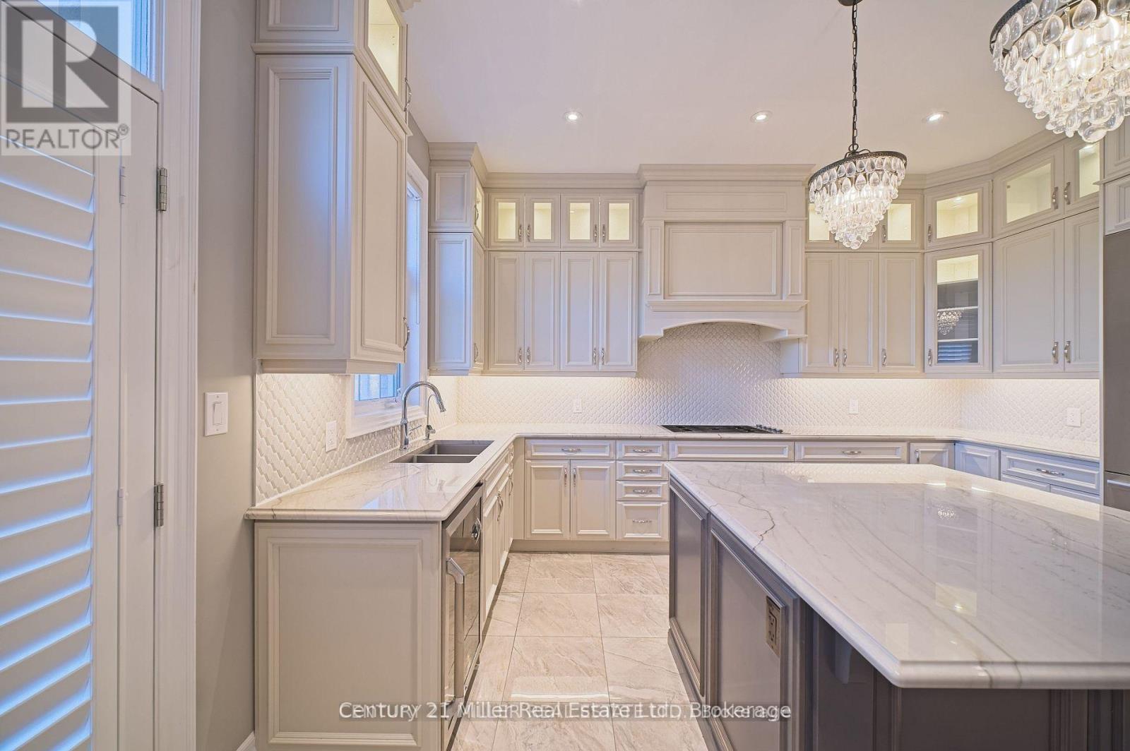 155 Bowbeer Road, Oakville, Ontario  L6H 0Y6 - Photo 14 - W12812494