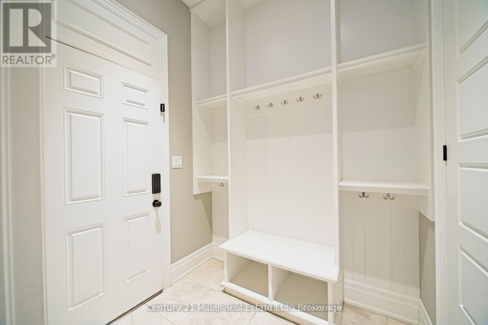 155 Bowbeer Road, Oakville, Ontario  L6H 0Y6 - Photo 6 - W12812494