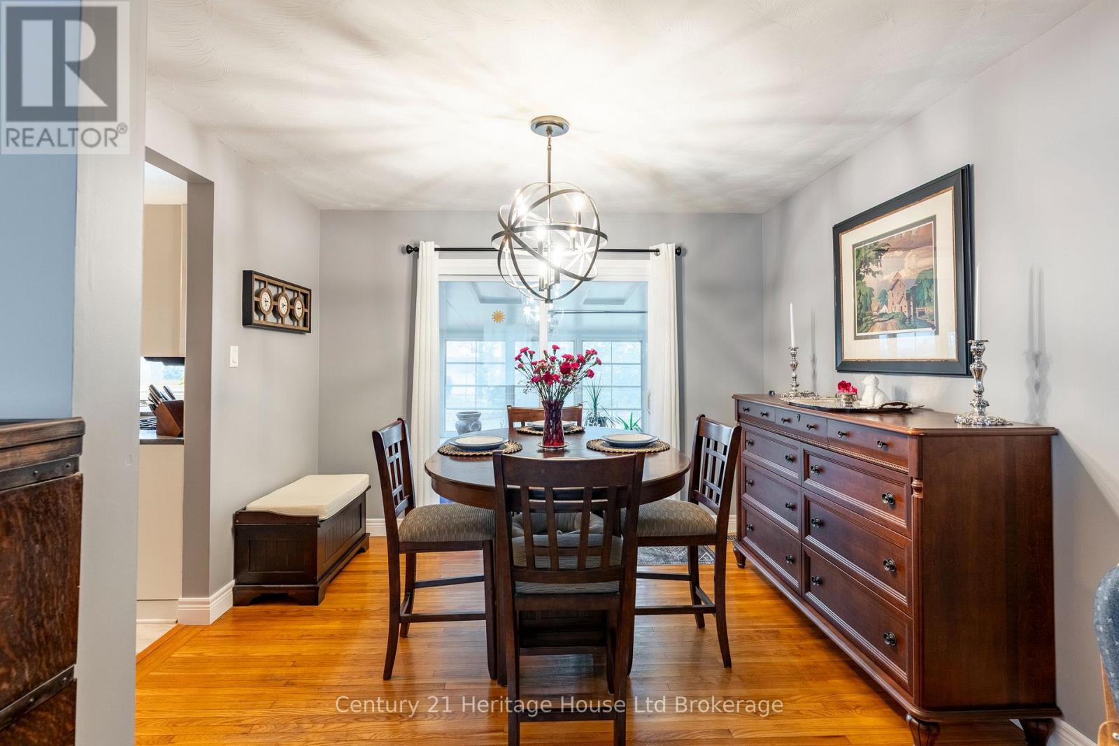 93 James Avenue, Tillsonburg, Ontario  N4G 1A7 - Photo 10 - X12812528