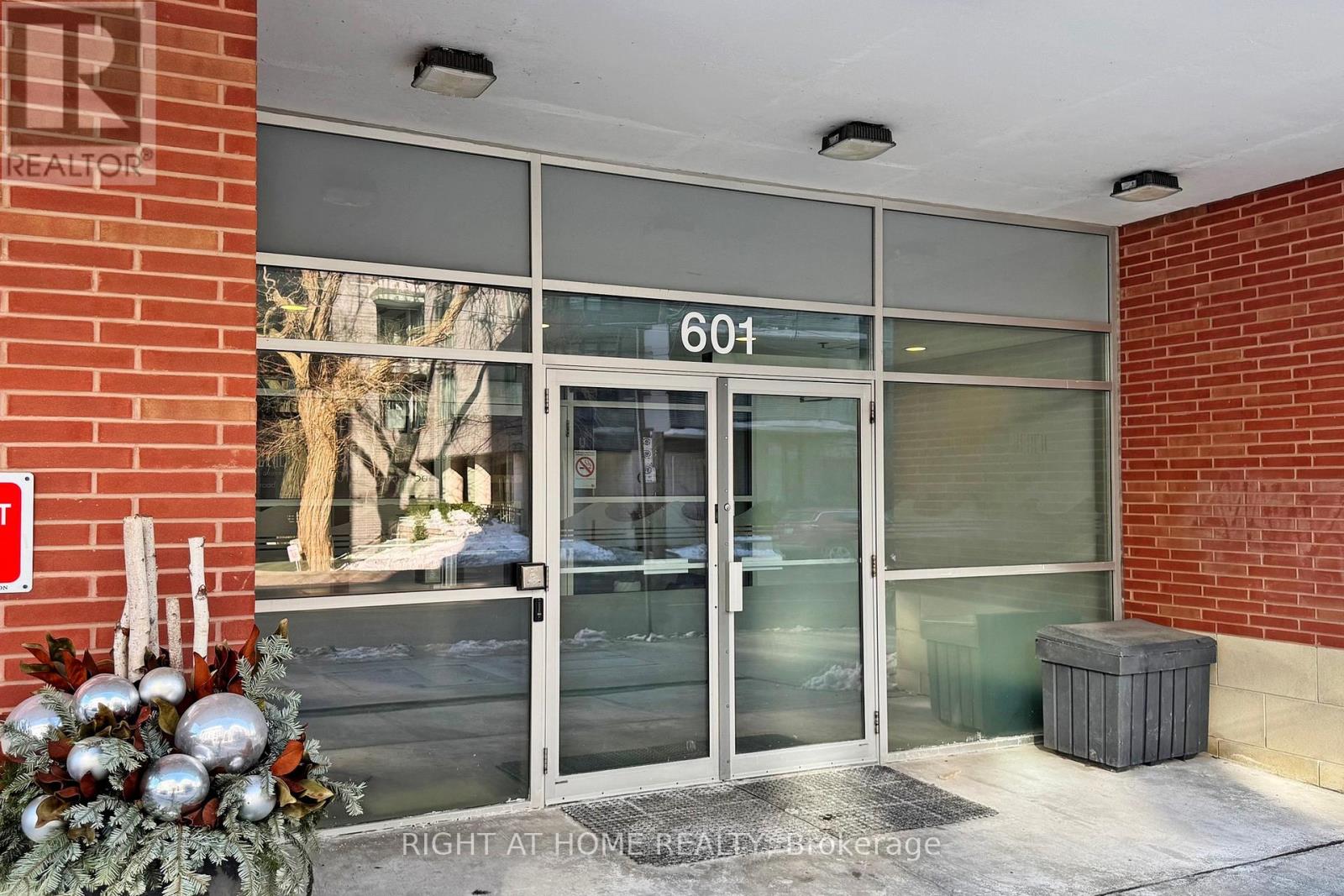 404 - 601 Kingston Road, Toronto, Ontario  M4E 3Y2 - Photo 37 - E12812162