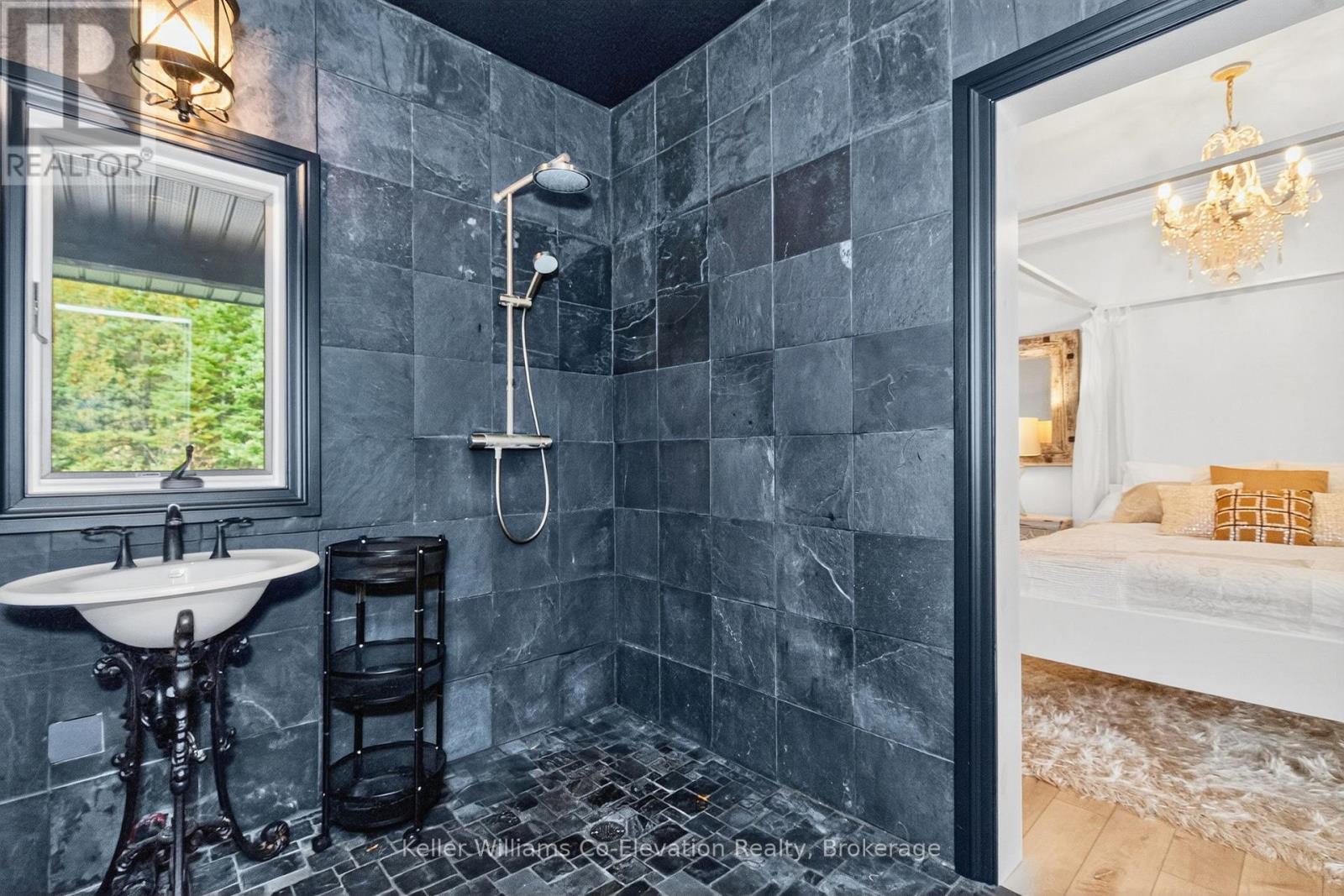 1076 Beaver Lane, Springwater, Ontario  L9X 0M1 - Photo 29 - S12812568