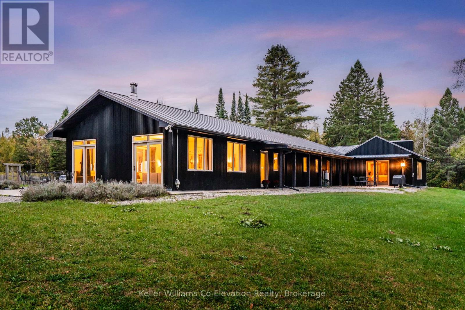 1076 Beaver Lane, Springwater, Ontario  L9X 0M1 - Photo 45 - S12812568