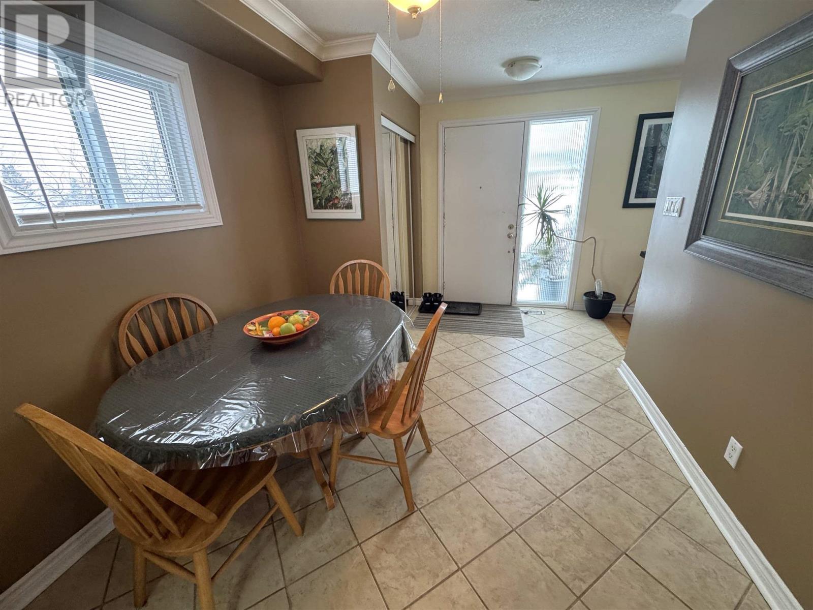 11 Oak Hill Rd, Elliot Lake, Ontario  P5A 2E4 - Photo 3 - SM260129