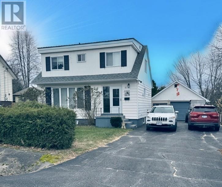 11 Oak Hill Rd, Elliot Lake, Ontario  P5A 2E4 - Photo 28 - SM260129