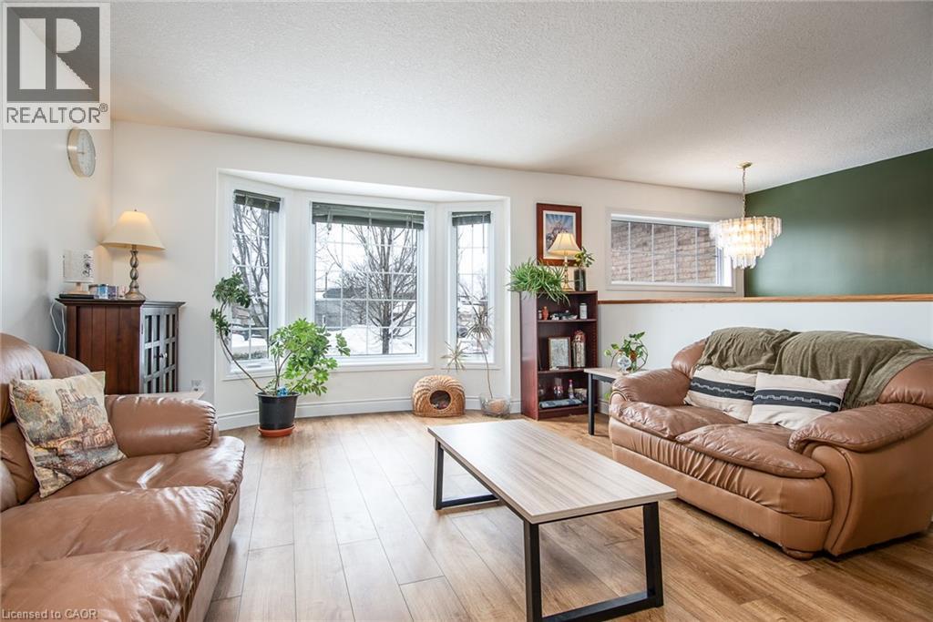 8 Berdux Place, Wellesley, Ontario  N0B 2T0 - Photo 6 - 40806984