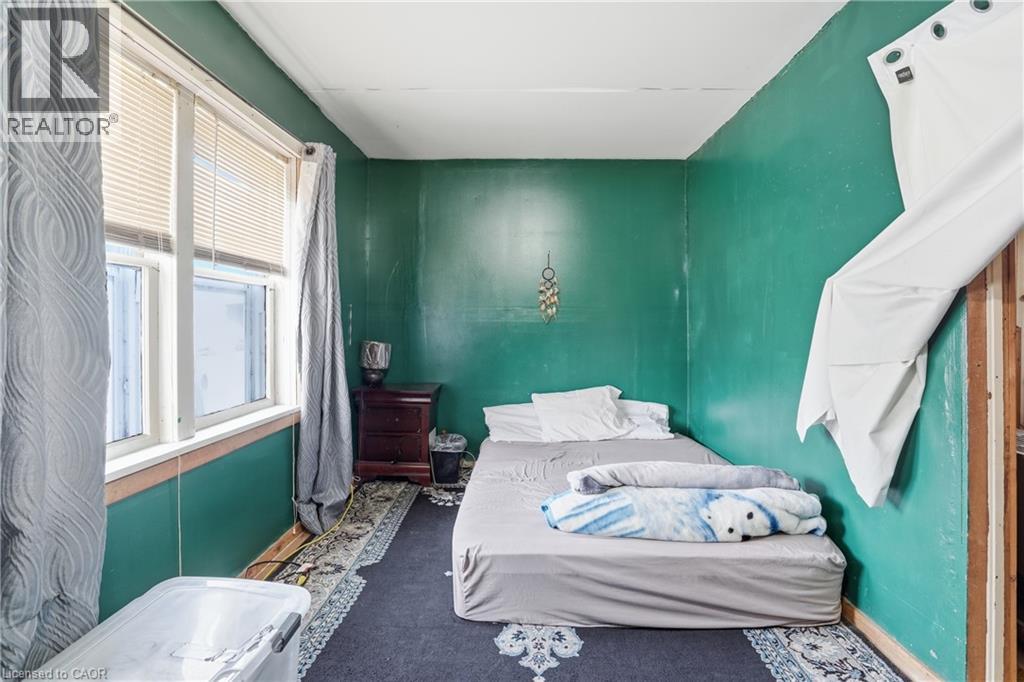 83 Nickel Street, Port Colborne, Ontario  L3K 1B5 - Photo 3 - 40806970