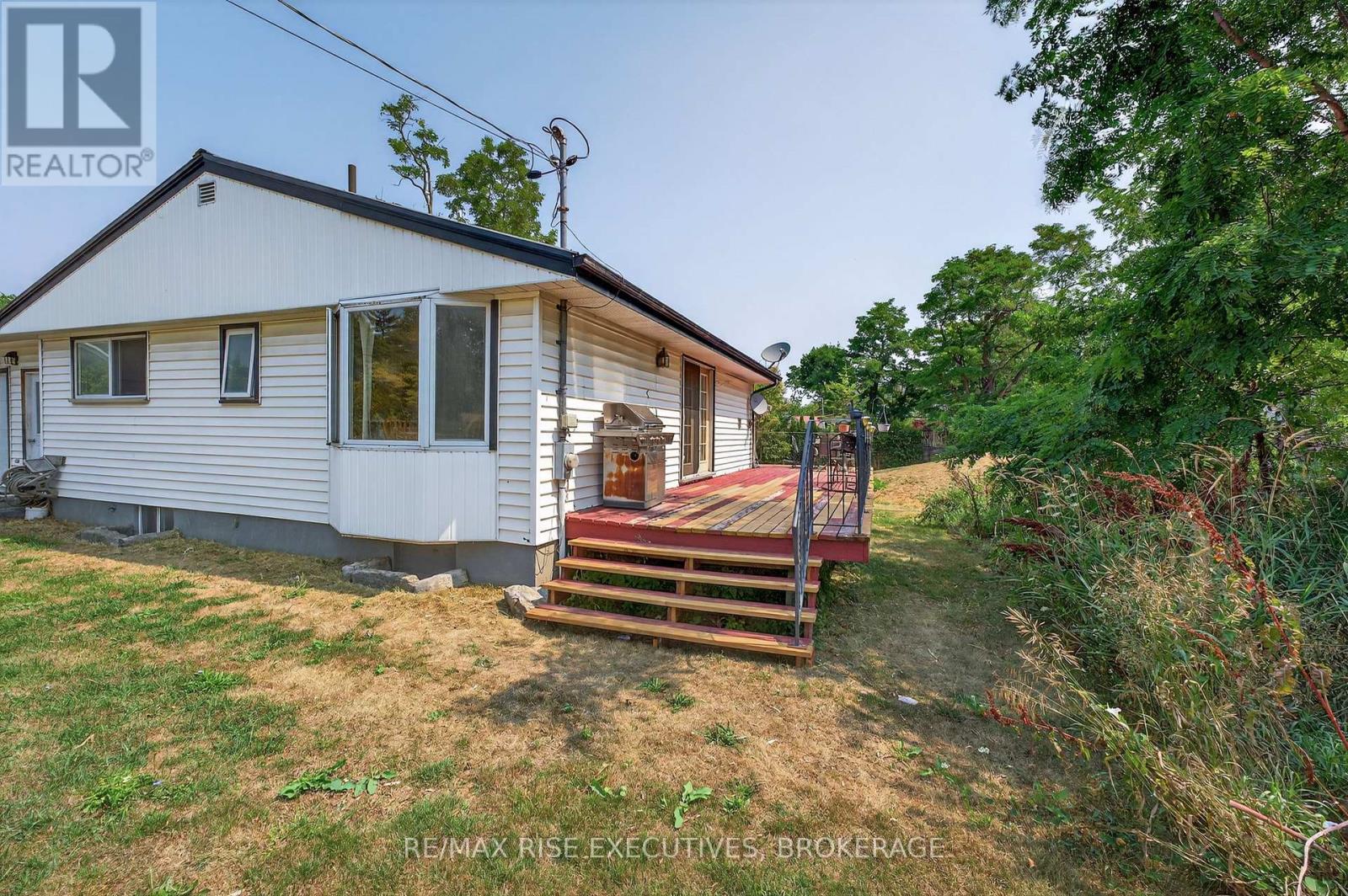 14 Highway 95, Frontenac Islands, Ontario  K0H 2Y0 - Photo 35 - X12811796