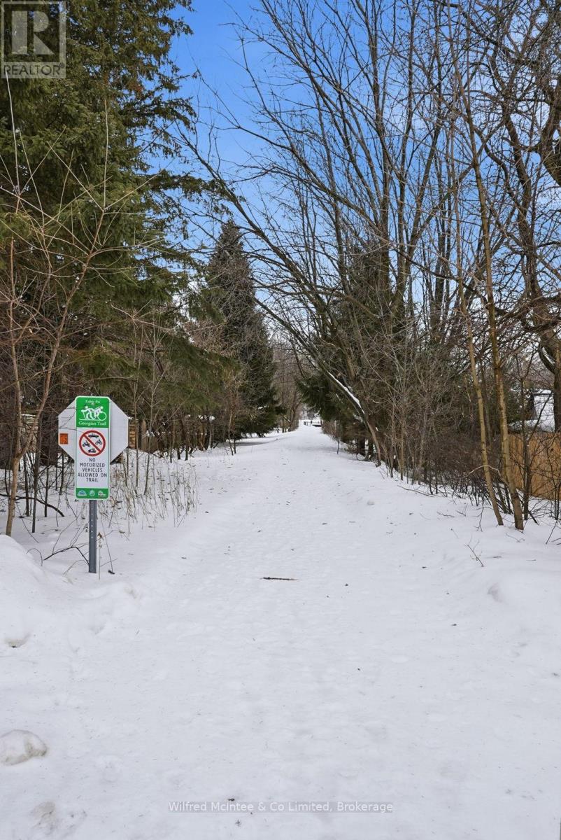 69 Margaret Street, Meaford, Ontario  N4L 1P8 - Photo 37 - X12812554