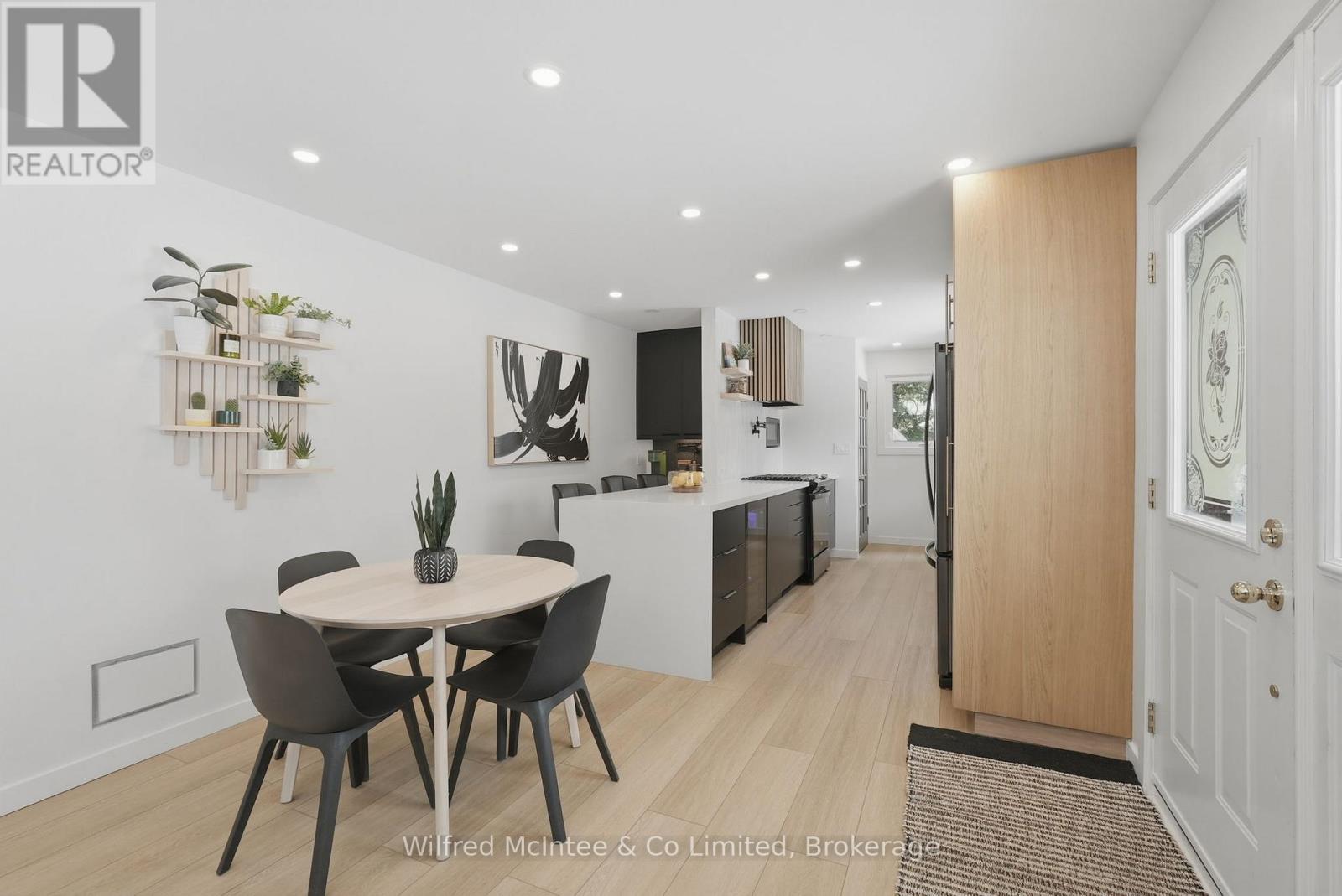 69 Margaret Street, Meaford, Ontario  N4L 1P8 - Photo 9 - X12812554