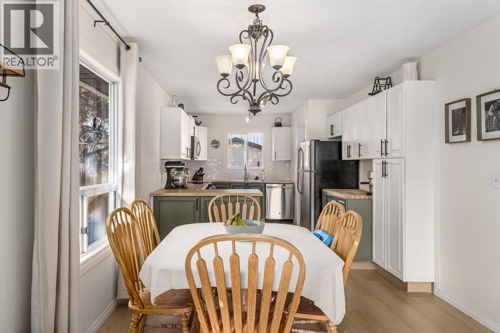 17 Aster Place Se, Airdrie, Alberta  T4B 0P9 - Photo 10 - A2277541