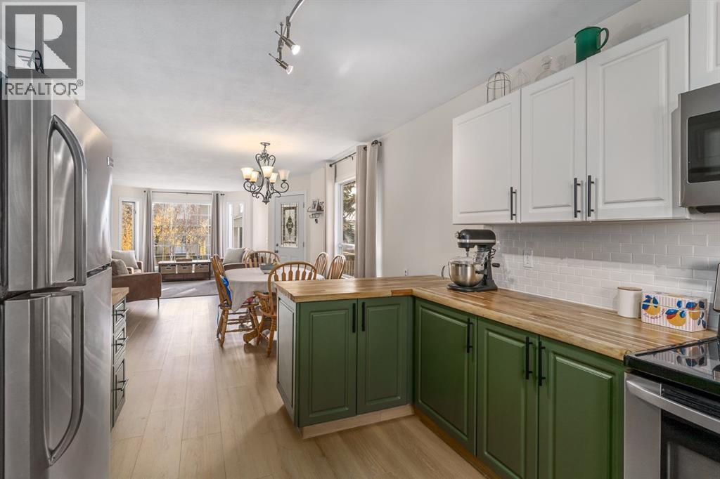 17 Aster Place Se, Airdrie, Alberta  T4B 0P9 - Photo 8 - A2277541