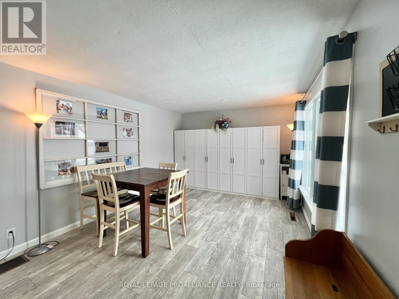 14 South Park Street, Quinte West, Ontario  K0K 2C0 - Photo 15 - X12812594