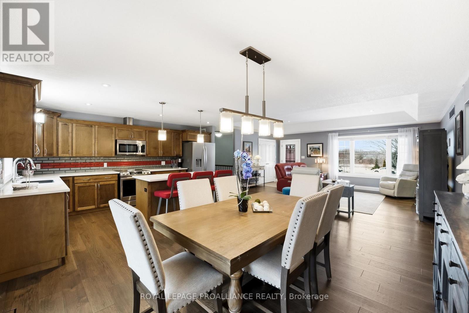 3741 County Road 3, Prince Edward County, Ontario  K0K 1L0 - Photo 19 - X12812606