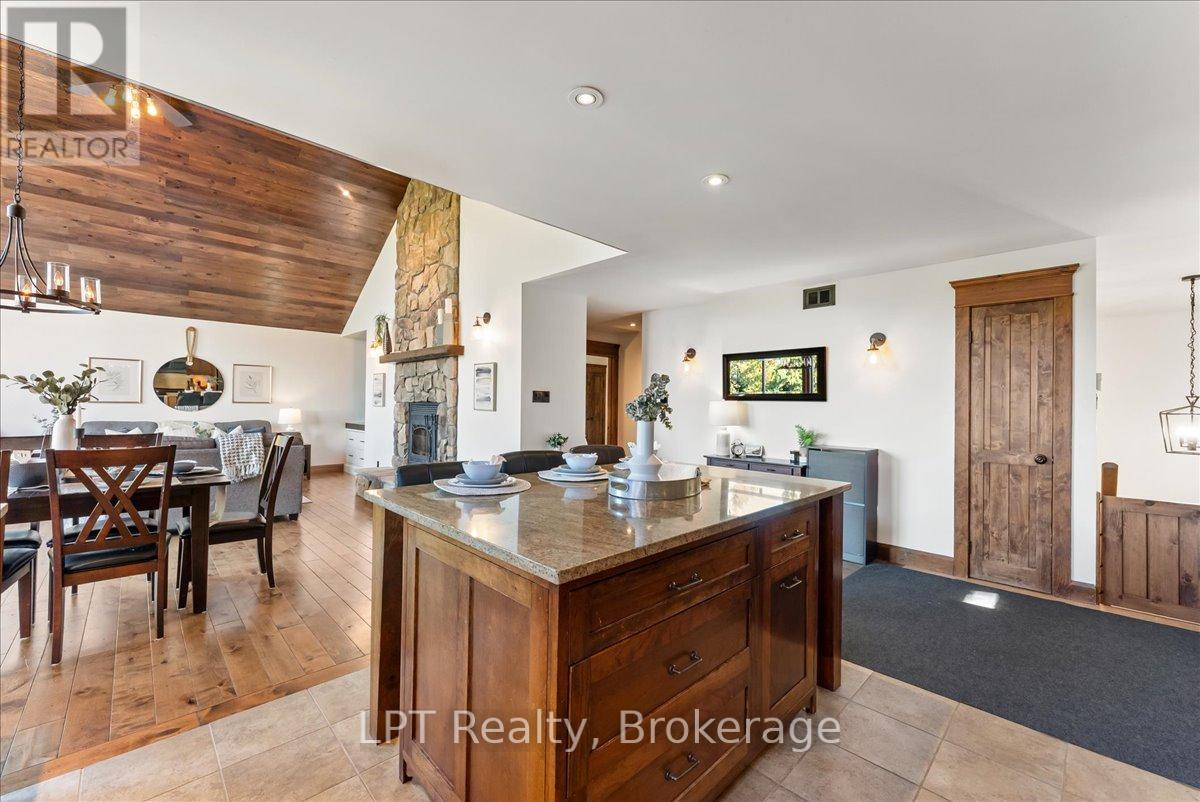 857 Cedar Glen Road, Kawartha Lakes (Verulam), Ontario  K0M 1L0 - Photo 13 - X12812618