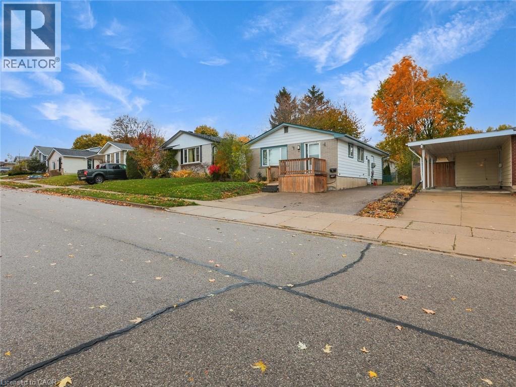 55 Silver Aspen Crescent, Kitchener, Ontario  N2N 1H5 - Photo 2 - 40806996