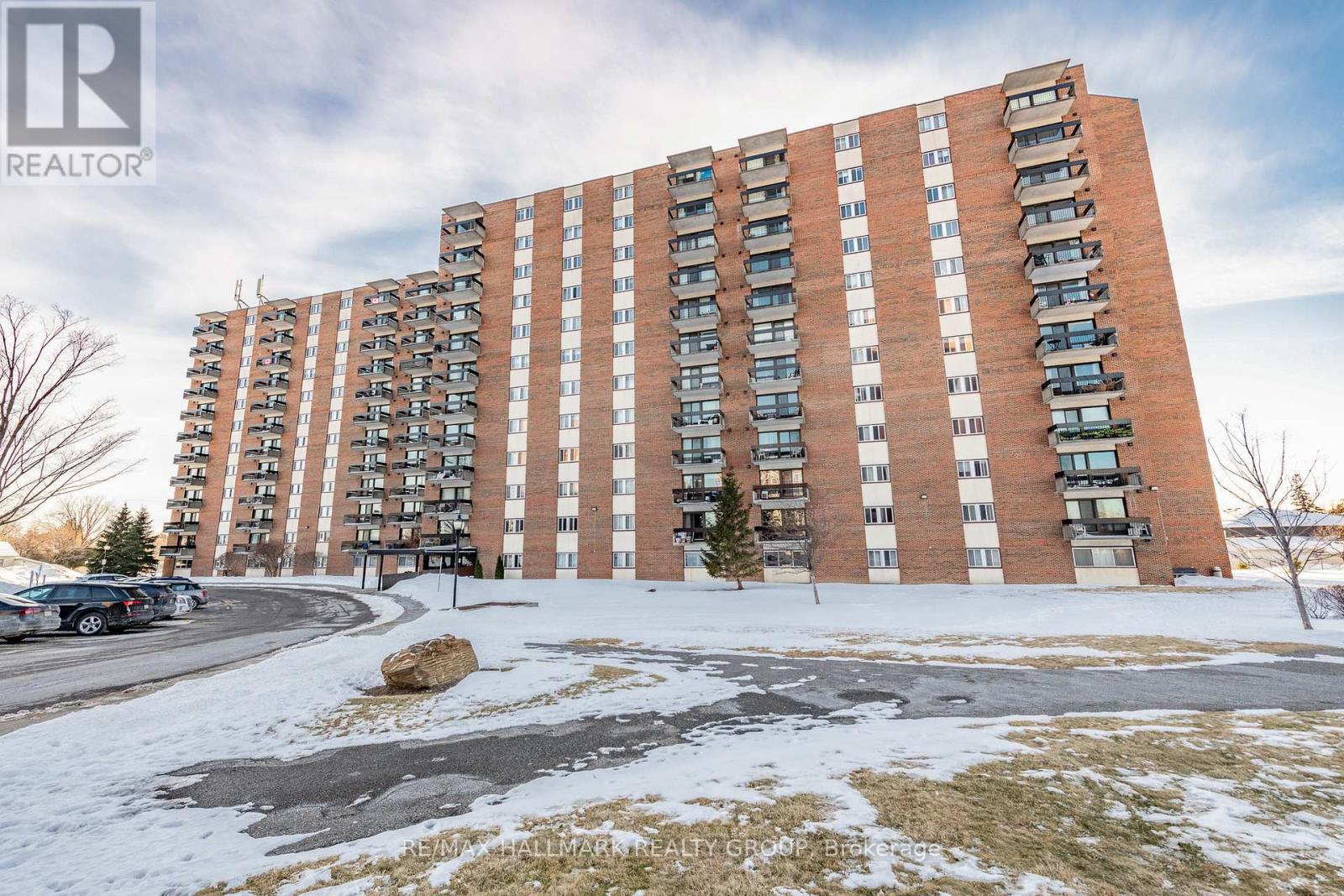 214 - 1505 Baseline Road, Ottawa, Ontario  K2C 3L4 - Photo 2 - X12812474