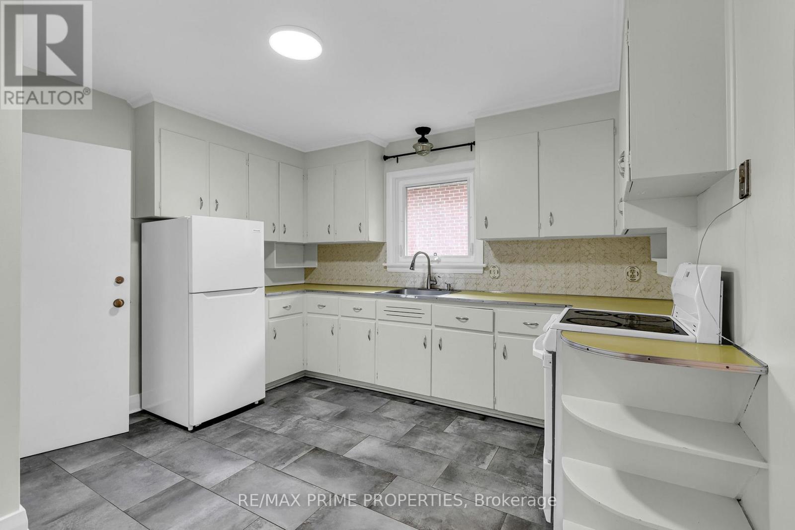 332 Acton Street, Ottawa, Ontario  K1G 0L3 - Photo 17 - X12812564