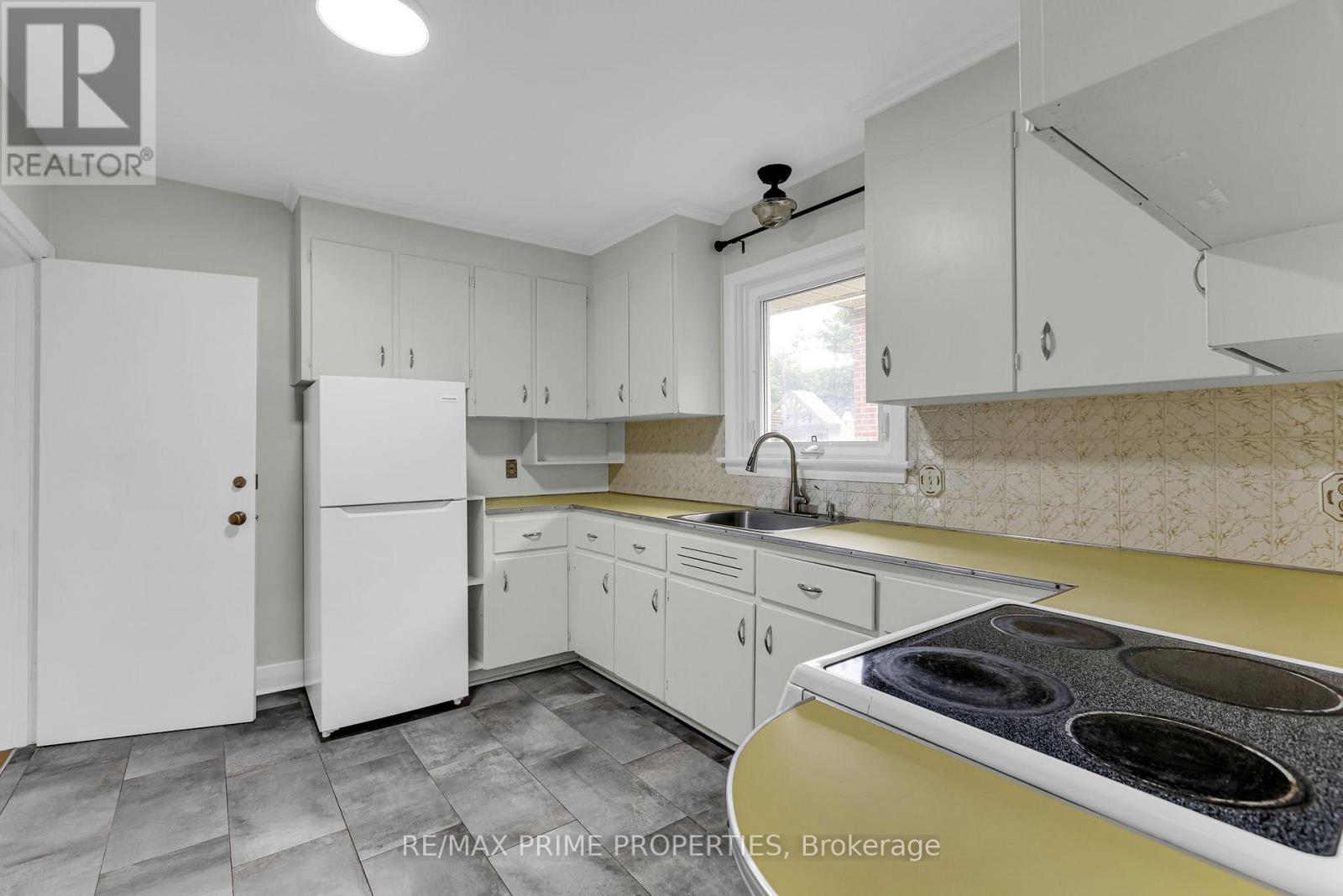 332 Acton Street, Ottawa, Ontario  K1G 0L3 - Photo 22 - X12812564