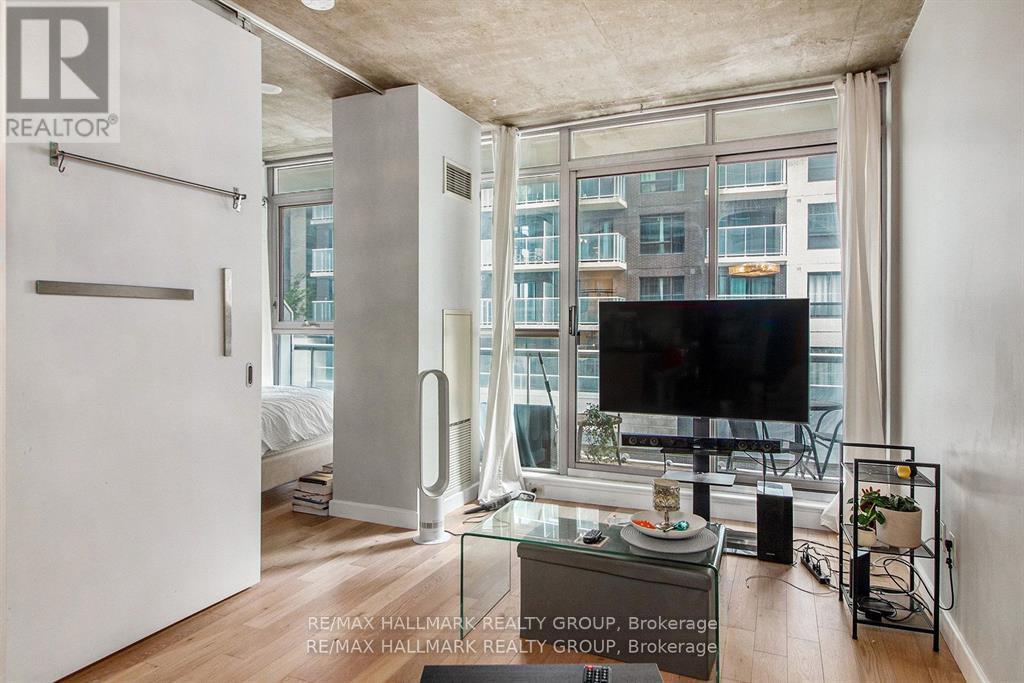 405 - 179 George Street, Ottawa, Ontario  K1N 1J8 - Photo 4 - X12812580