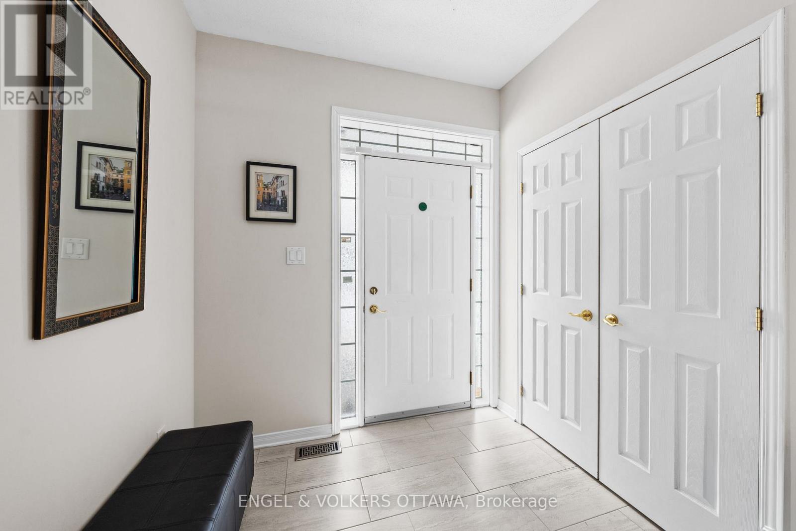 1609 Ashley Cardill Lane, Ottawa, Ontario  K4P 1M7 - Photo 3 - X12812610