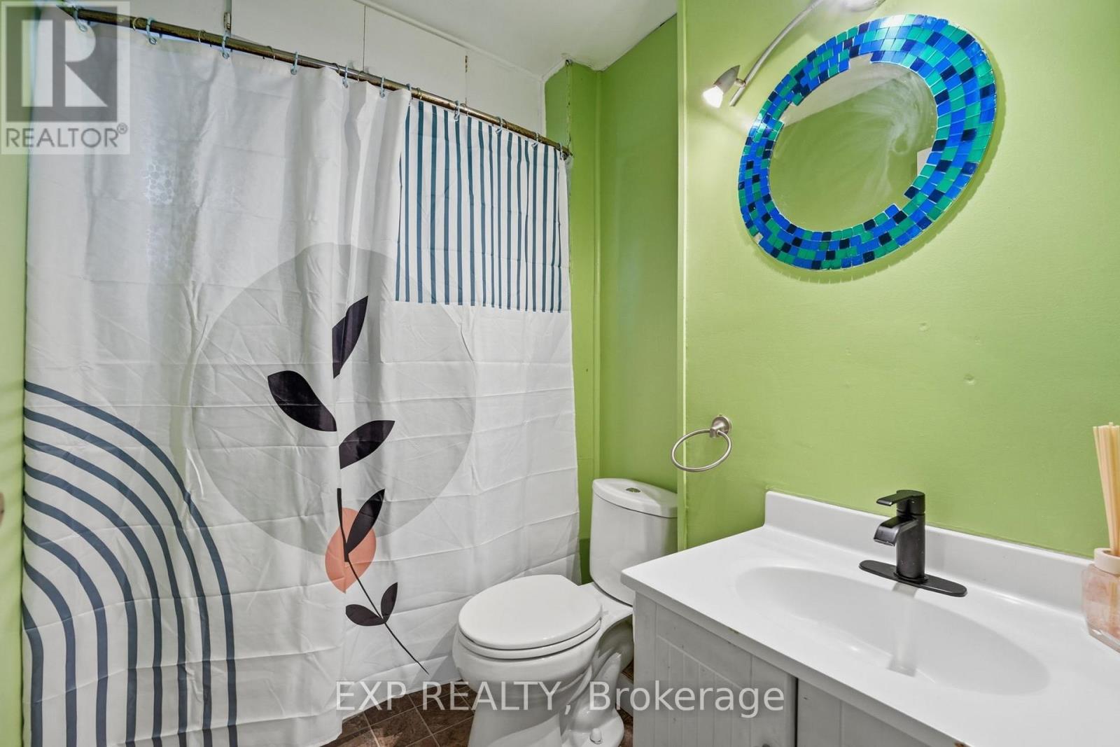 5 Cardiff Street, St. Catharines, Ontario  L2R 2X4 - Photo 10 - X12812558