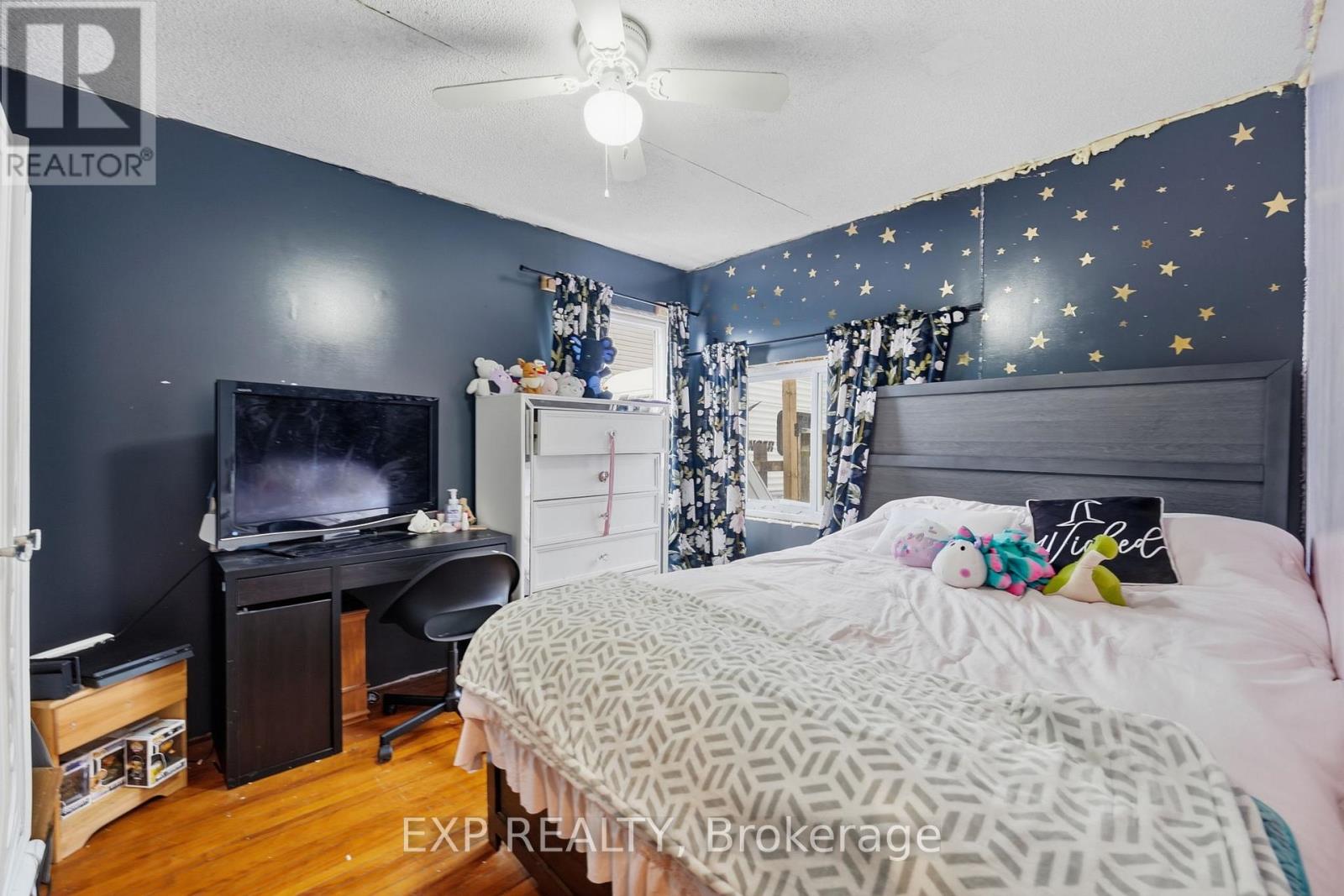 5 Cardiff Street, St. Catharines, Ontario  L2R 2X4 - Photo 9 - X12812558