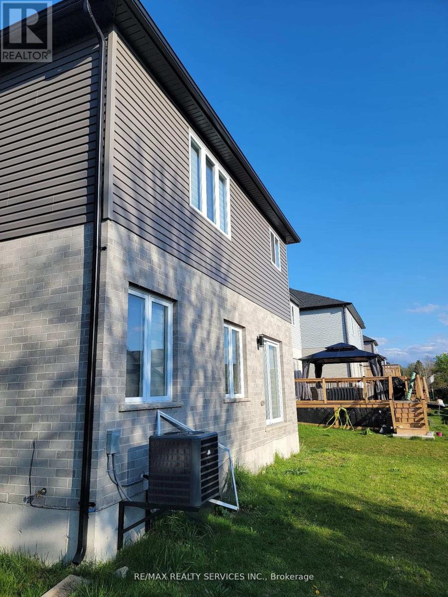 1573 Dylan Street, London East, Ontario  N5V 5J3 - Photo 28 - X12812168