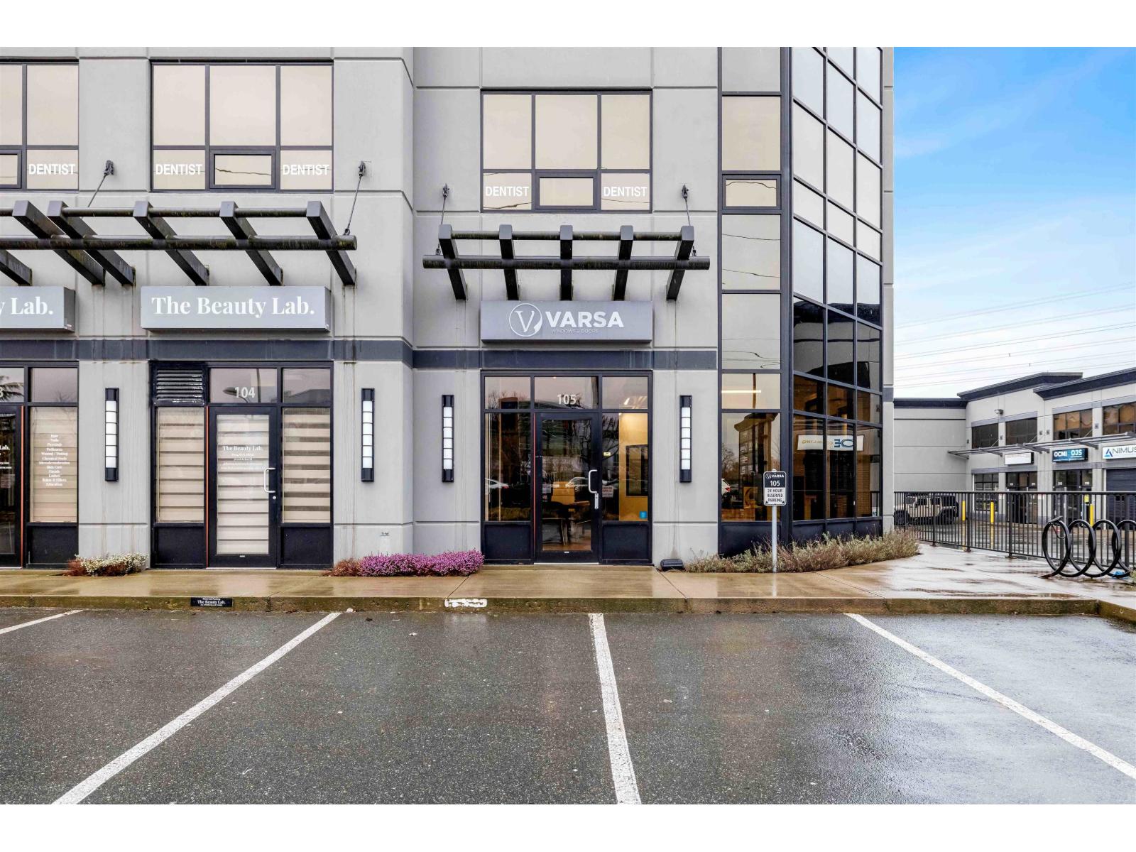 105 15292 Croydon Drive, Surrey, British Columbia  V3Z 0Z5 - Photo 1 - C8076437