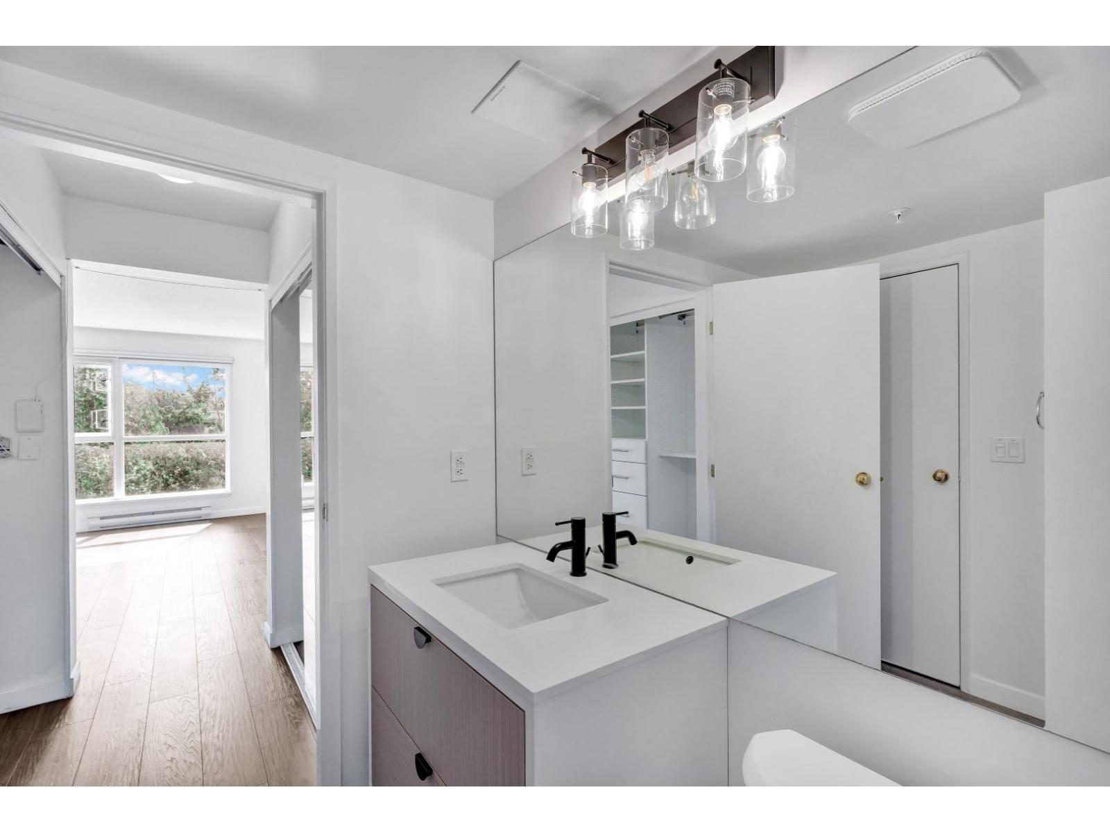 803 9830 Whalley Boulevard, Surrey, British Columbia  V3T 5S7 - Photo 20 - R3092411