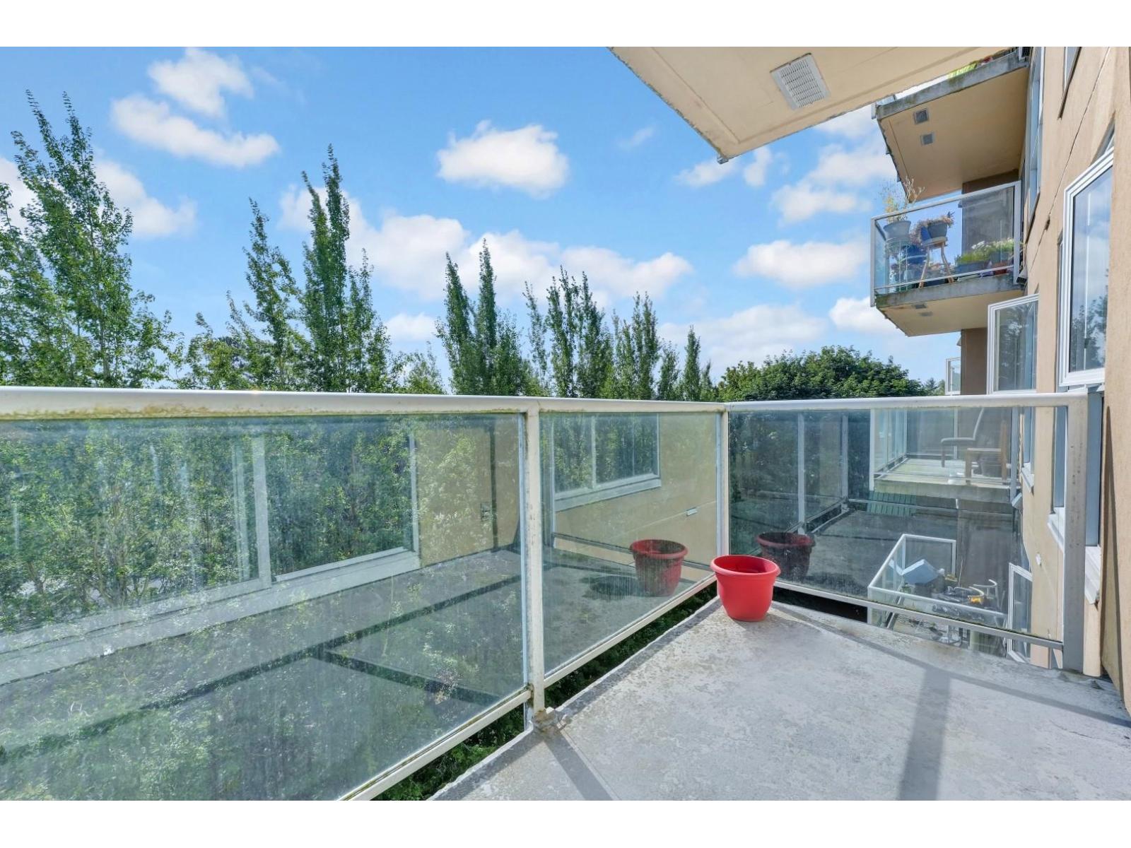 803 9830 Whalley Boulevard, Surrey, British Columbia  V3T 5S7 - Photo 23 - R3092411