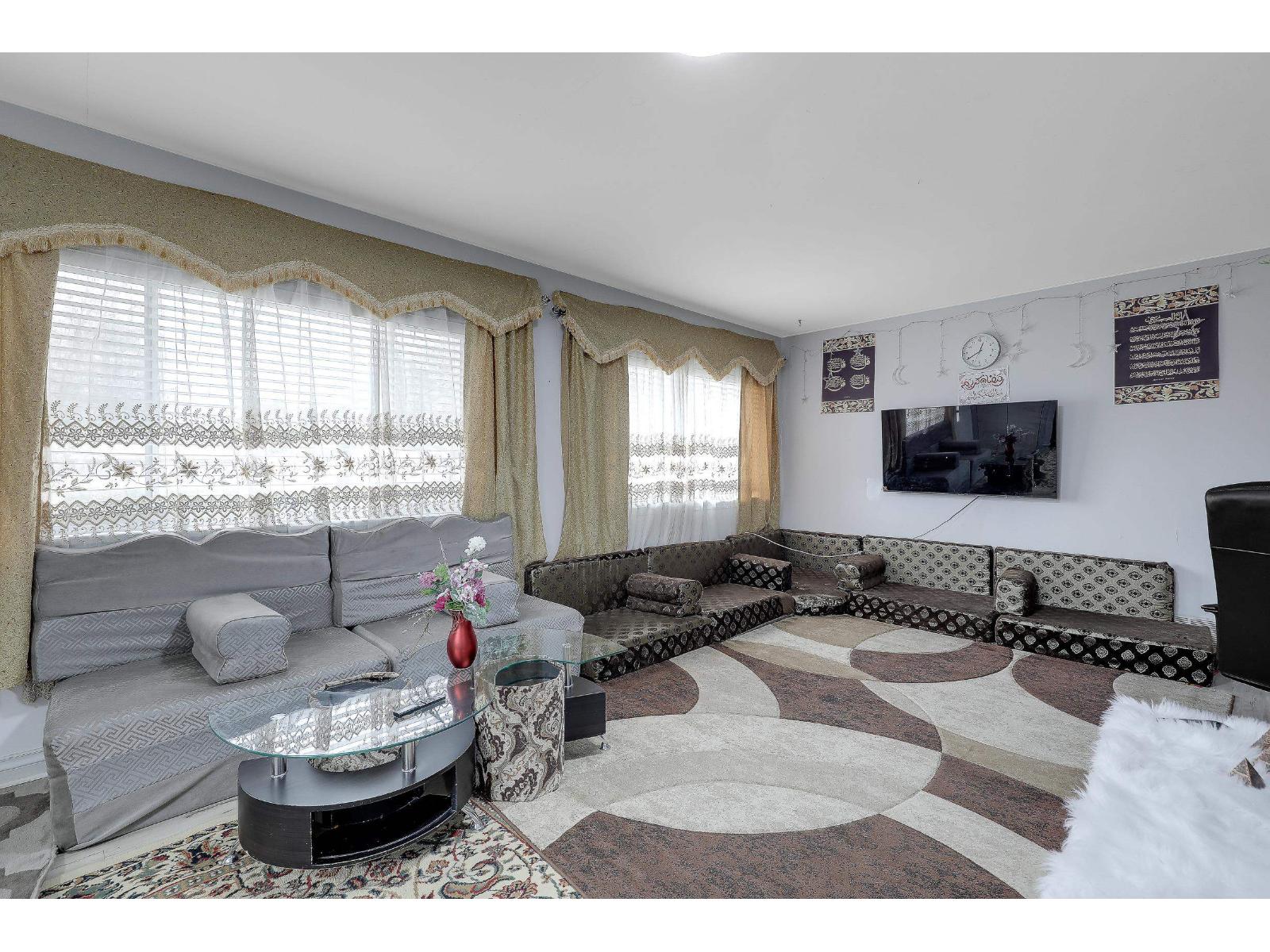 10080 143 Street, Surrey, British Columbia  V3T 4S8 - Photo 3 - R3092316