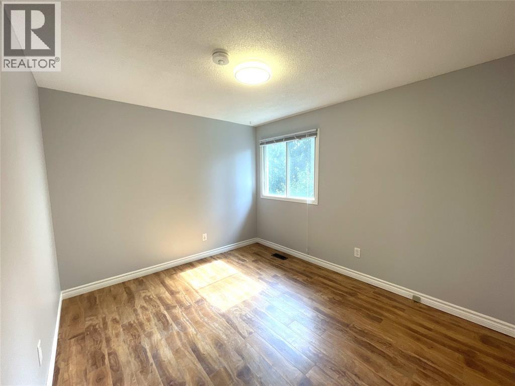 1239 Norfolk Avenue Unit# Main, Sarnia, Ontario  N7S 5E2 - Photo 12 - 26003790
