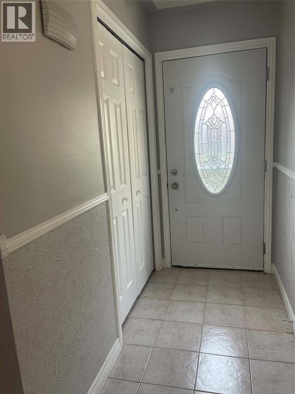 1239 Norfolk Avenue Unit# Main, Sarnia, Ontario  N7S 5E2 - Photo 2 - 26003790