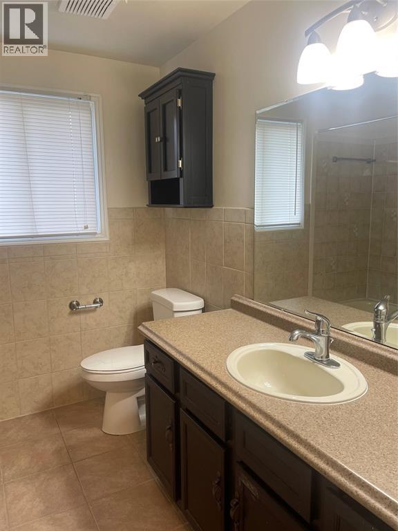 1239 Norfolk Avenue Unit# Main, Sarnia, Ontario  N7S 5E2 - Photo 8 - 26003790