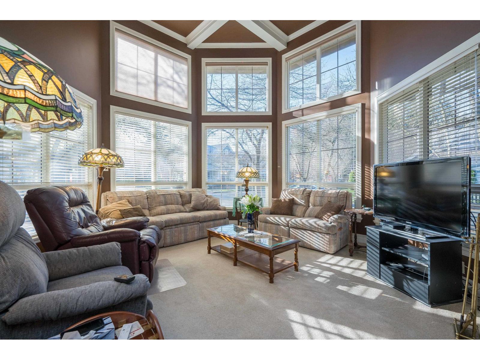 5877 Garrison Boulevard, Garrison Crossing, Chilliwack, British Columbia  V2R 5X8 - Photo 7 - R3091804