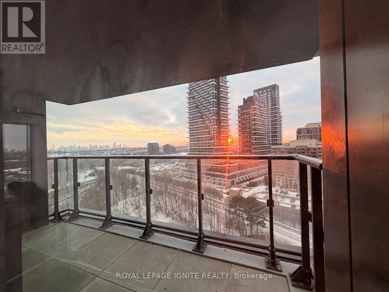 1217 - 1 QUARRINGTON LANE