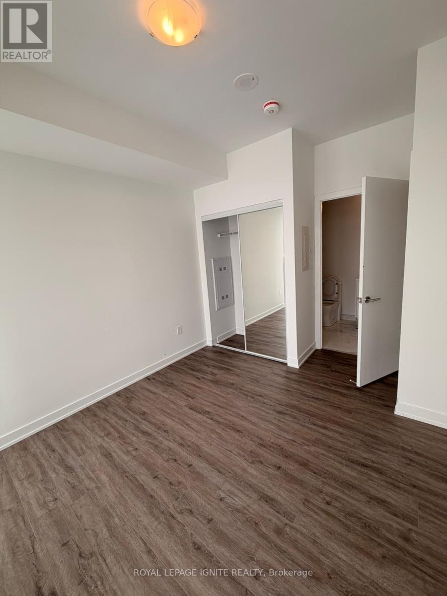 1217 - 1 Quarrington Lane, Toronto (Banbury-Don Mills), Ontario  M3C 0S4 - Photo 9 - C12812478