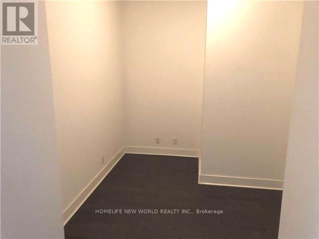 211 - 399 Adelaide Street W, Toronto (Waterfront Communities), Ontario  M5V 1S4 - Photo 5 - C12812488