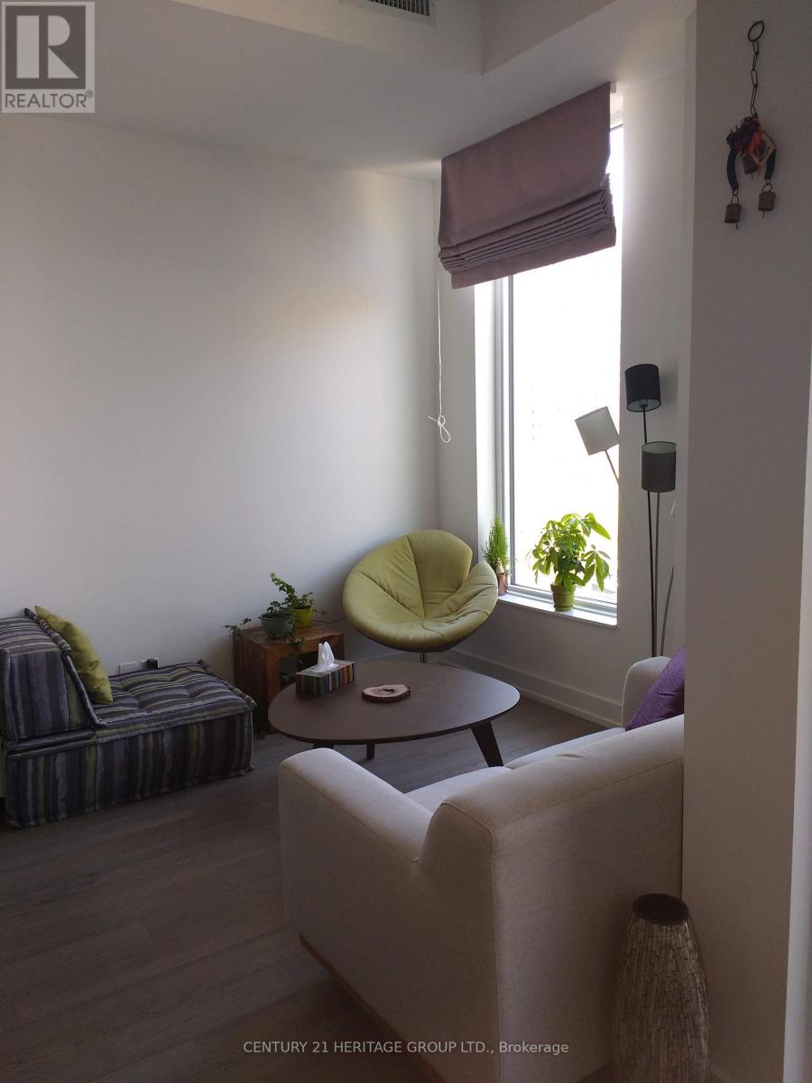 512 - 6 Parkwood Avenue, Toronto, Ontario  M4V 0V3 - Photo 7 - C12812546