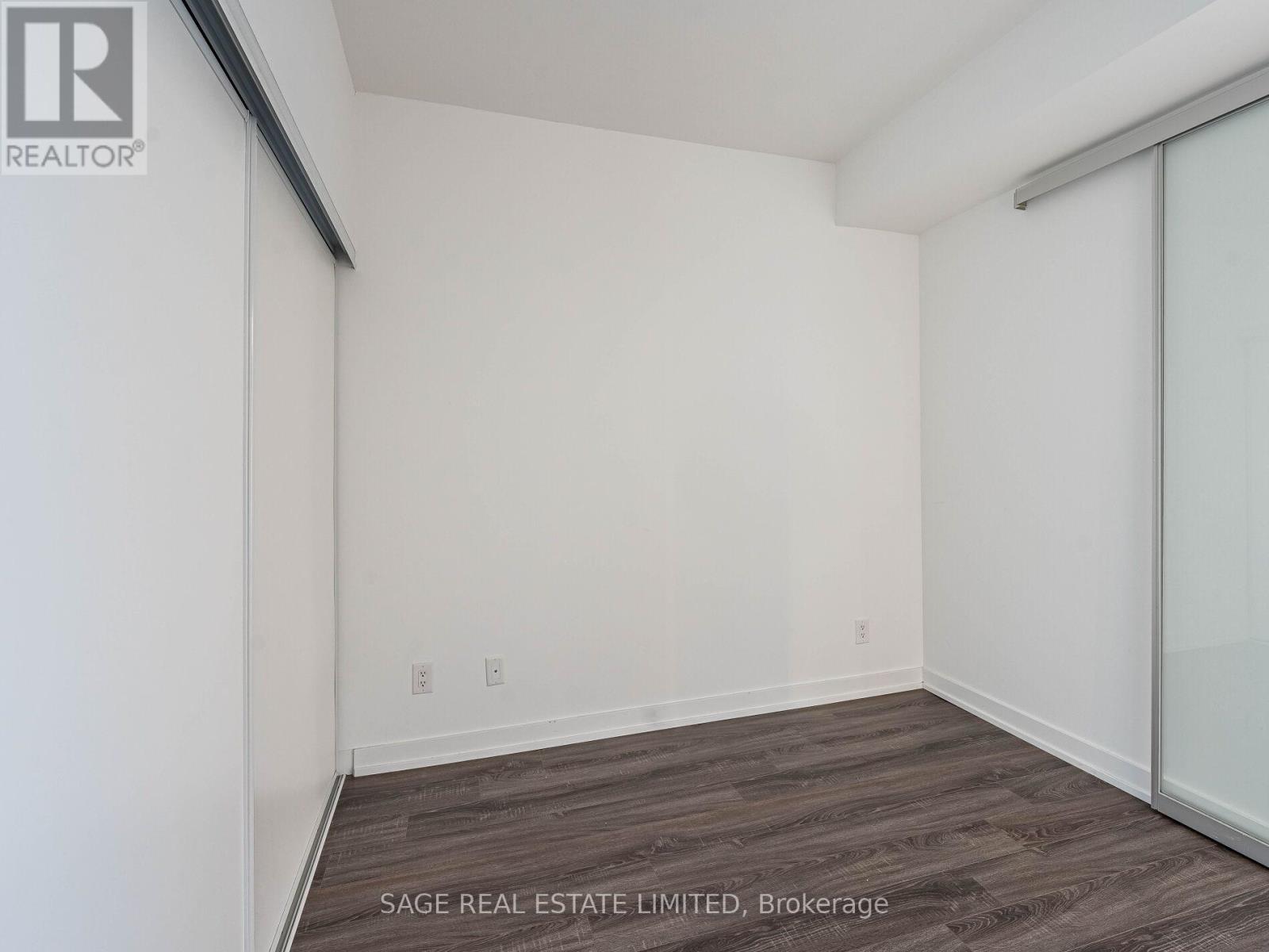 2319 - 20 Edward Street, Toronto (Bay Street Corridor), Ontario  M5G 0C5 - Photo 11 - C12812584